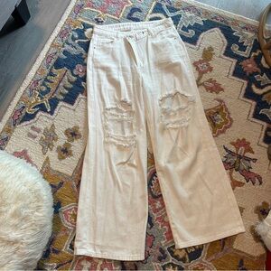 MUST BUNDLE W/ 3 ITEMS